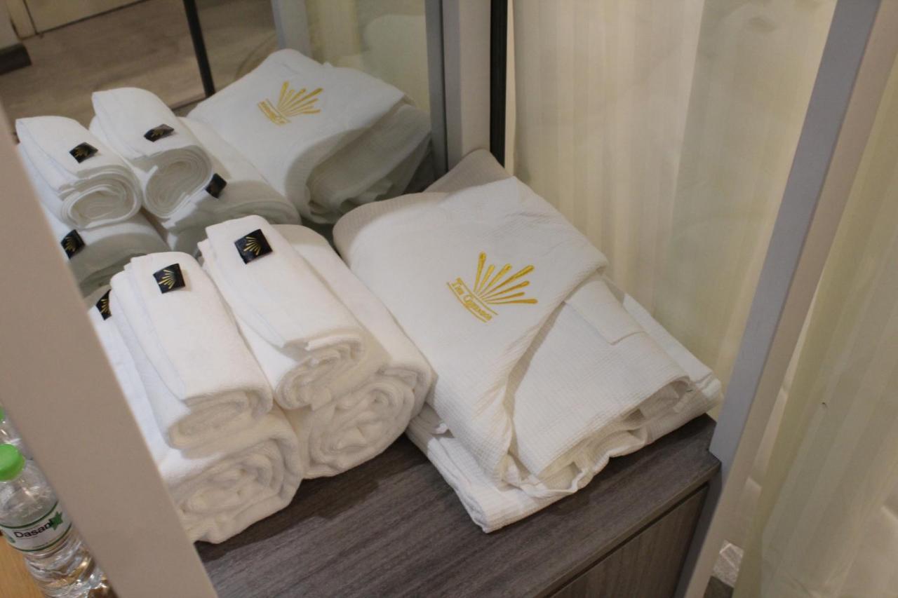 The Queendor Boutique Hotel Ho Chi Minh-staden Exteriör bild