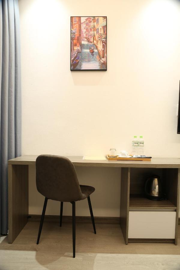 The Queendor Boutique Hotel Ho Chi Minh-staden Exteriör bild
